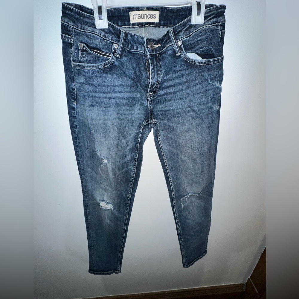Maurice’s women’s size 28 regular length jeans